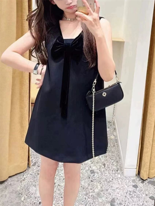French Elegance 2025 Early Spring New Sweet Little Girl's Large V-Neck Velvet Bow Black Tank Dress