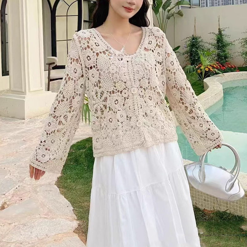 French Heavy Crochet Retro V Neck Lace Embroider Cut Out Design Short Knitted Cardigan Top 1148