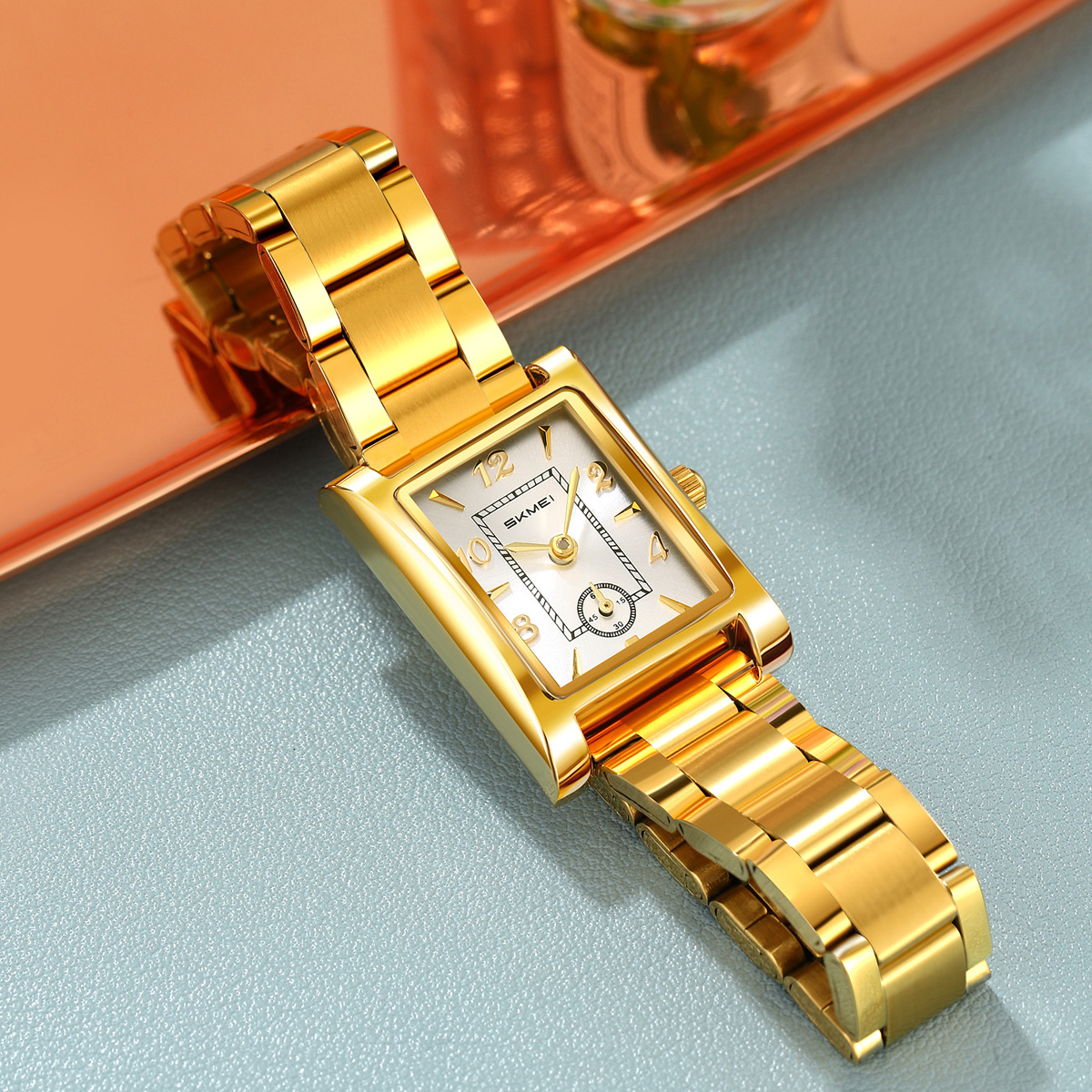 Momento de belleza relojes de pulsera retrógrados cuadrados de acero impermeable relojes de cuarzo comercio exterior al por mayor regalos personalizados fábrica de fuente