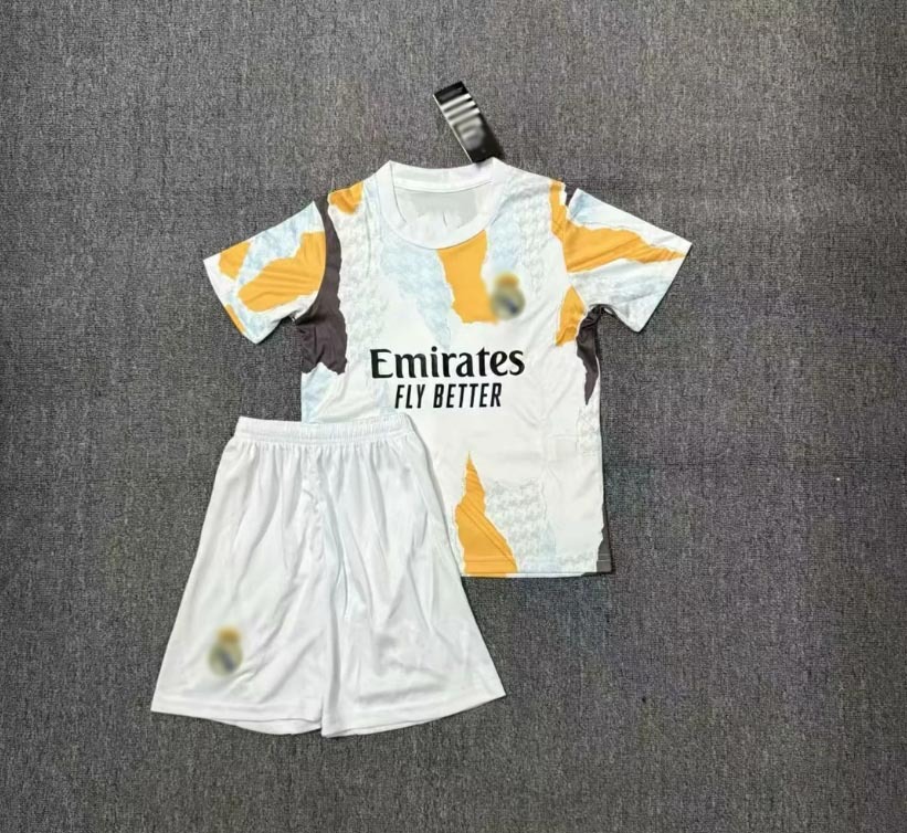 2425/황M 경기 전 훈련복