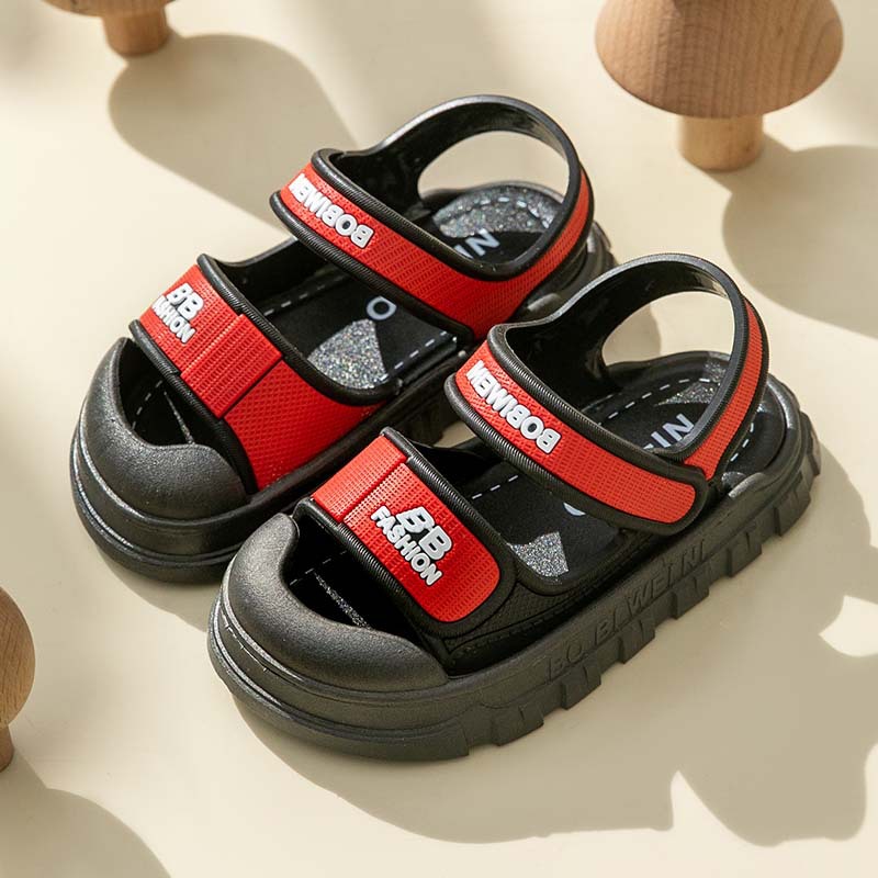 Nuevas sandalias para niños verano niñas niños baño doméstico antideslizante fondo suave sandalias de dibujos animados bebés zapatillas frías