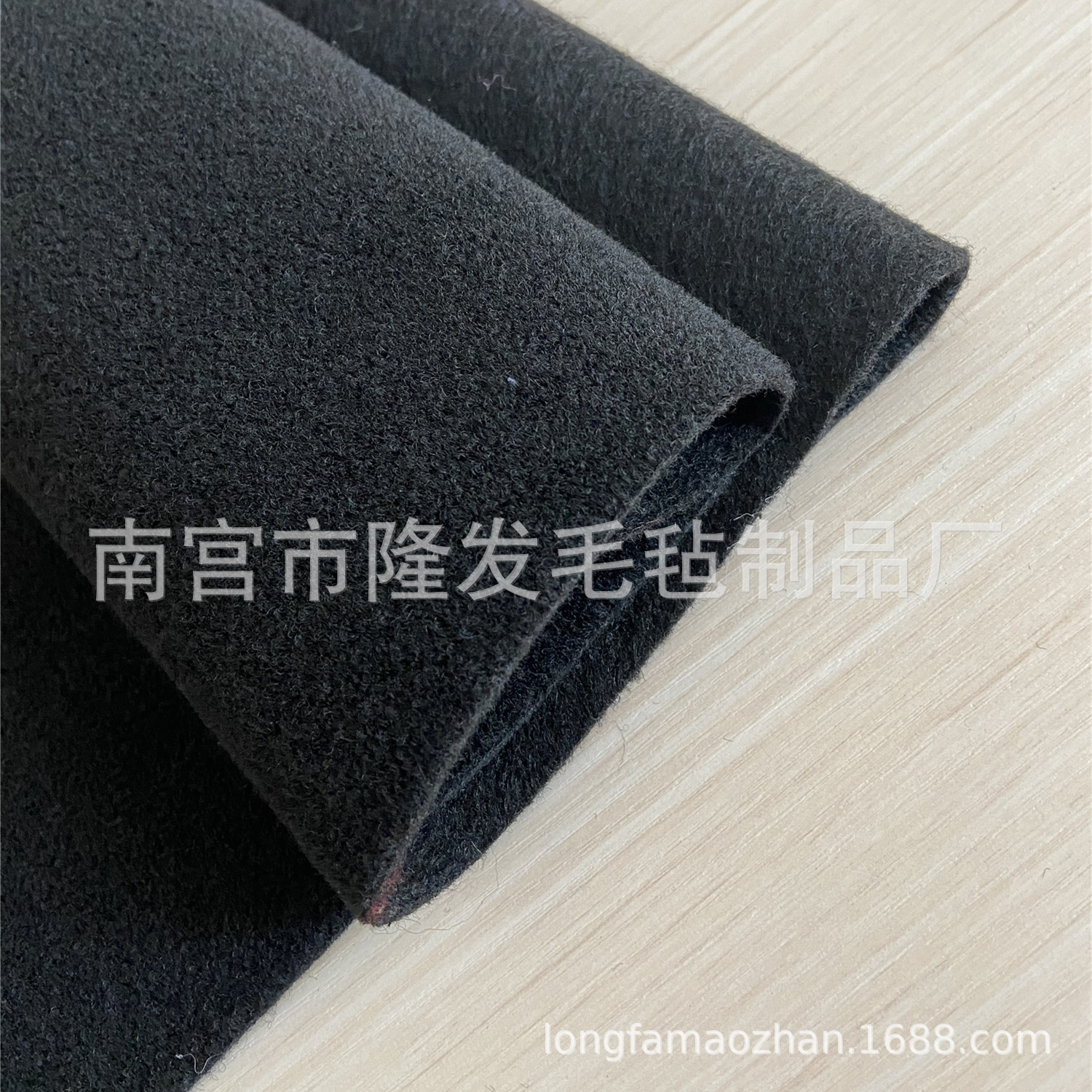 针刺棉起绒无纺布 一面毛绒布料单面拉绒无纺布黑色起绒地毯用布