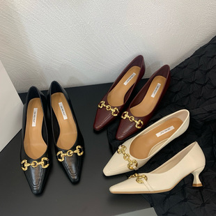 ԭ��2025���n��ܛ���¿�r�м��^���ٿ�Ů��Ь�Ʊ������\�ڸ߸�Ь