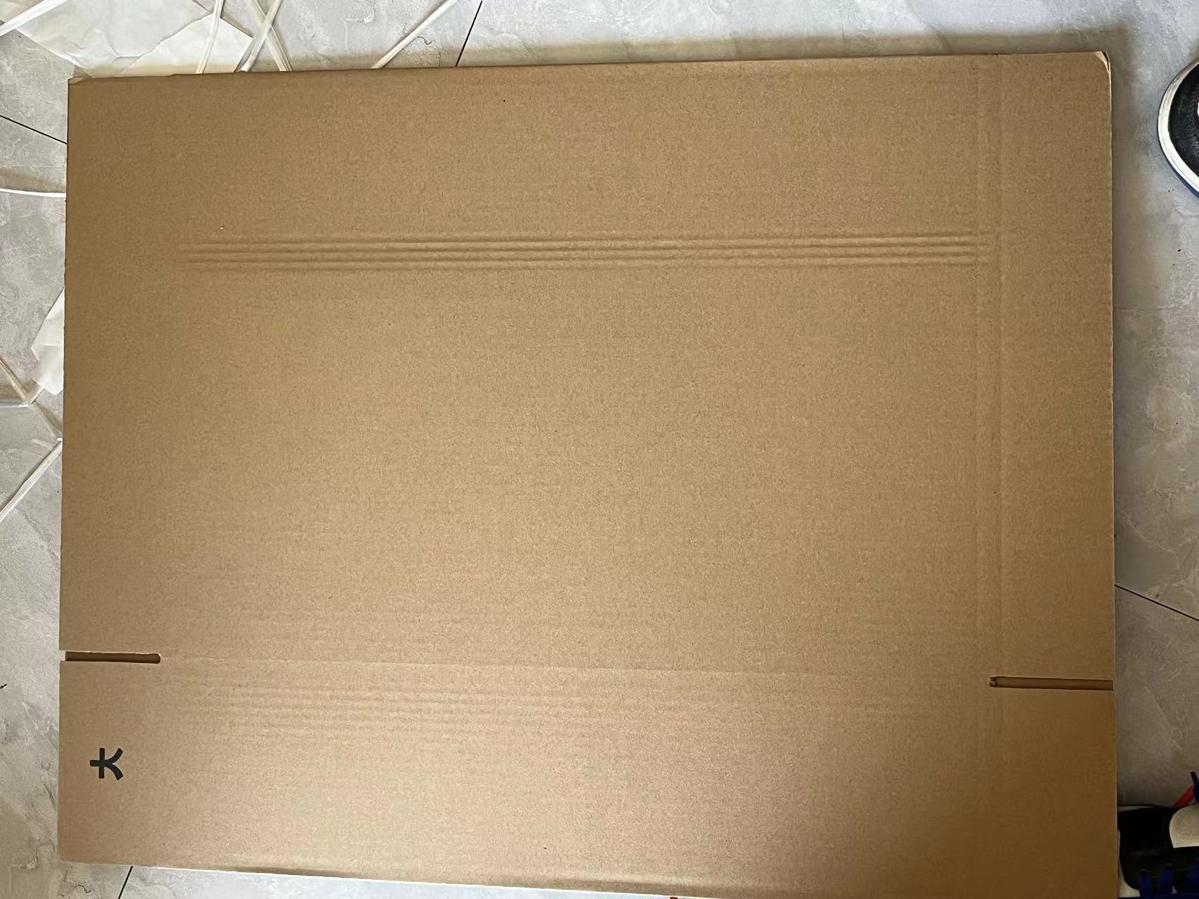 Además, si necesita agregar un enlace de cartón, comuníquese con el servicio al cliente de inmediato. El cartón tiene varios estilos y necesita ser confirmado.