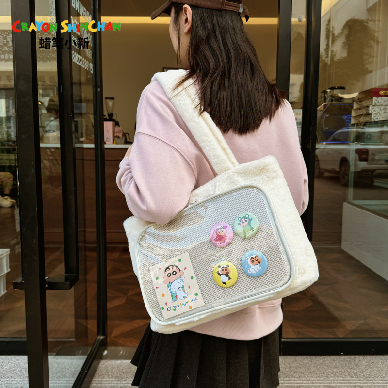 Nuevos Crayon genuinos, pequeños, nuevos y encantadores bolsos de peluche, bolsos diarios simples, versátiles, bolsos de dolor de gran capacidad, bolsos de otoño e invierno