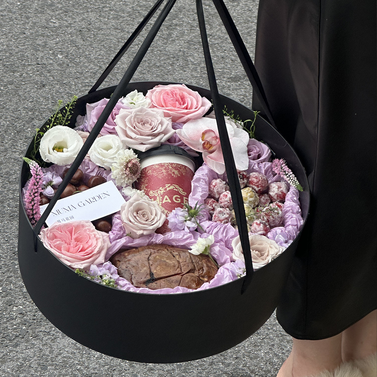 Caja de regalo redonda portátil de invierno de cuatro piezas, caja de flores de frutas de alta calidad, caja de embalaje de flores, materiales de flores de regalo