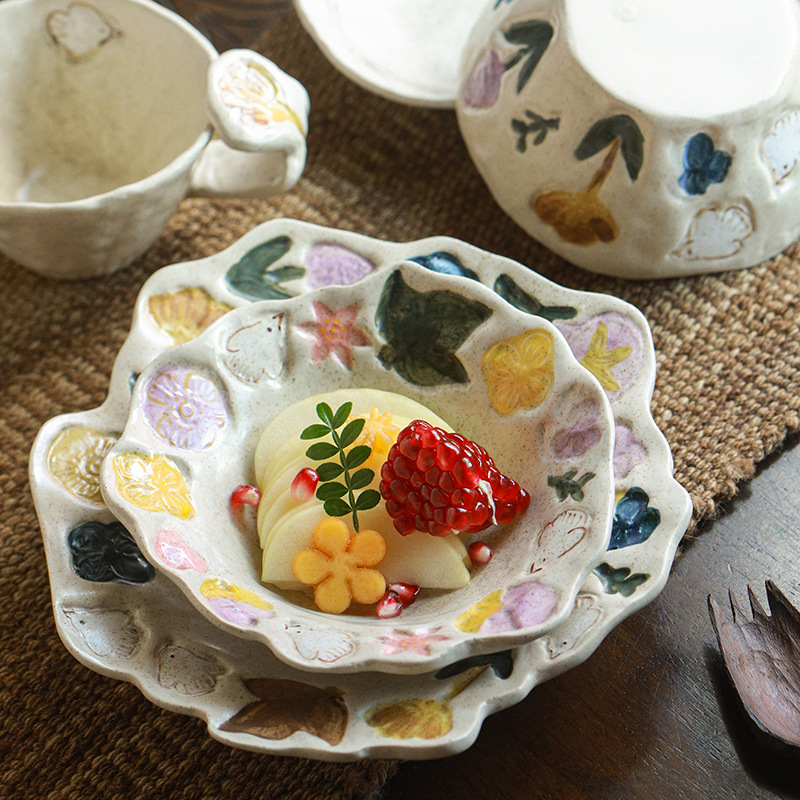 Japanese retro stoneware underglaze hand-painted floral plate…