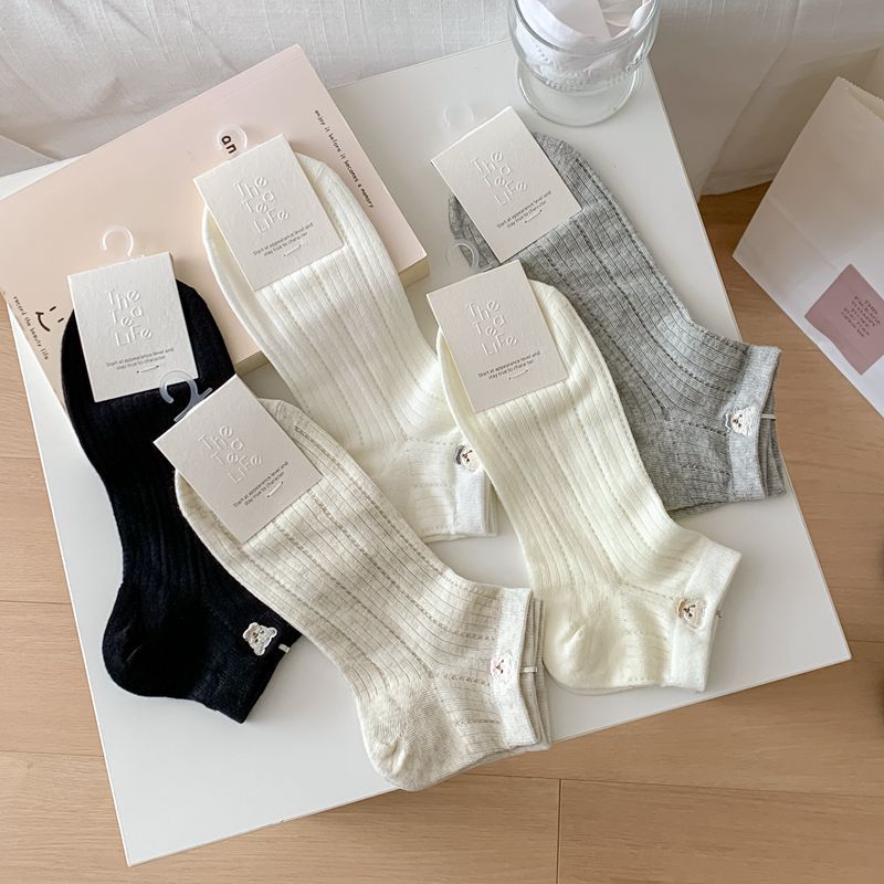 Spring and Summer Korean Style Solid Color Embroidered Delicate Bow Embroidered Boat Socks Versatile Breathable Seamless Short Socks Thin Cotton