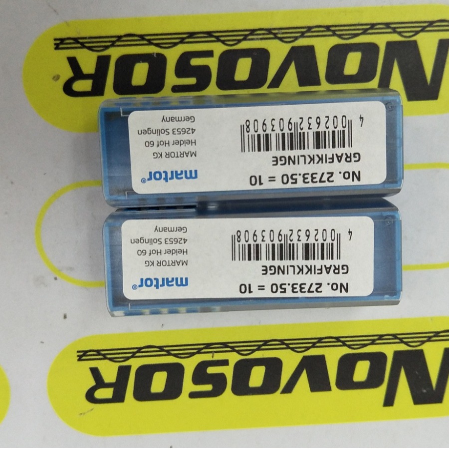 刀片  2733   NO:  2733停产了替代的型号是 27先咨询再订期货