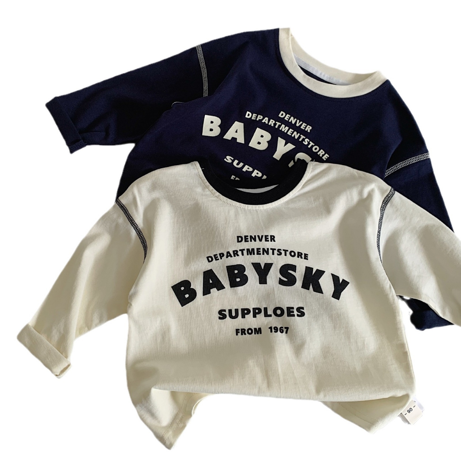 Camiseta infantil Mai Bao2025 primavera letras camiseta de base para niños niños de manga larga coreana chaqueta casual para niñas