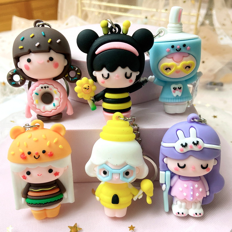 5029 # plástico suave 3D secreto muñeca de dibujos animados muñeca llavero colgante coche mochila colgante adornos pequeño regalo