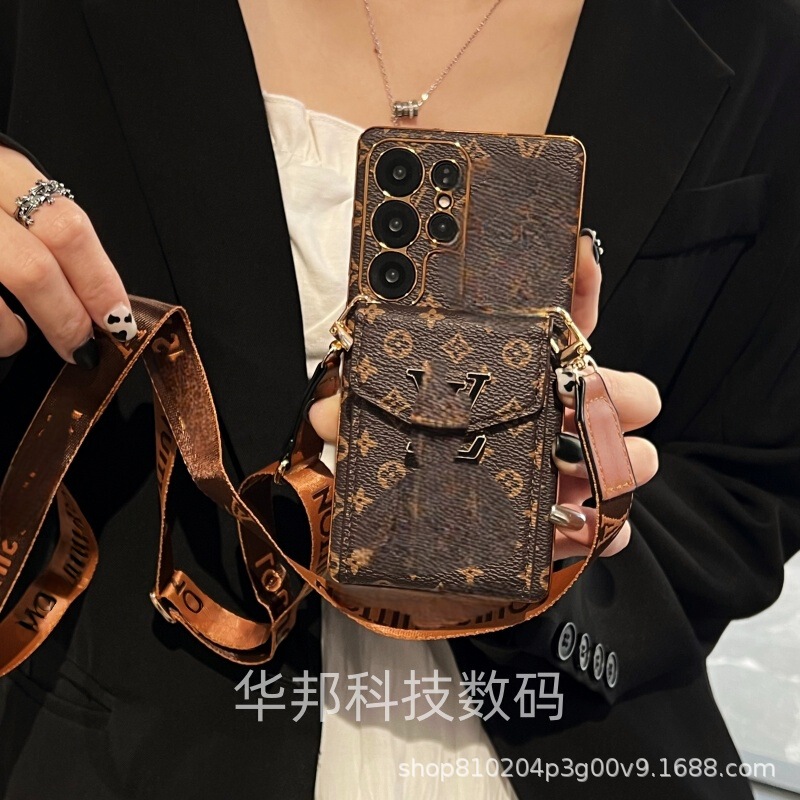 Electroplated Card Holder Suitable for Samsung S24Ultra All-Inclusive Mobile Phone Case Accessible Luxury Wristband Case S22+/S23 Couple Model