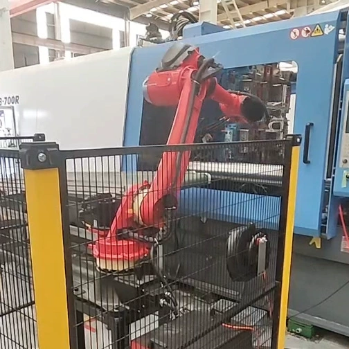 Автоматическое сварочное оборудование «Горячие продажи»: робот точечной сварки, робот для литья под давлением, робот для распыления, механическая подача и выгрузка автомобилей