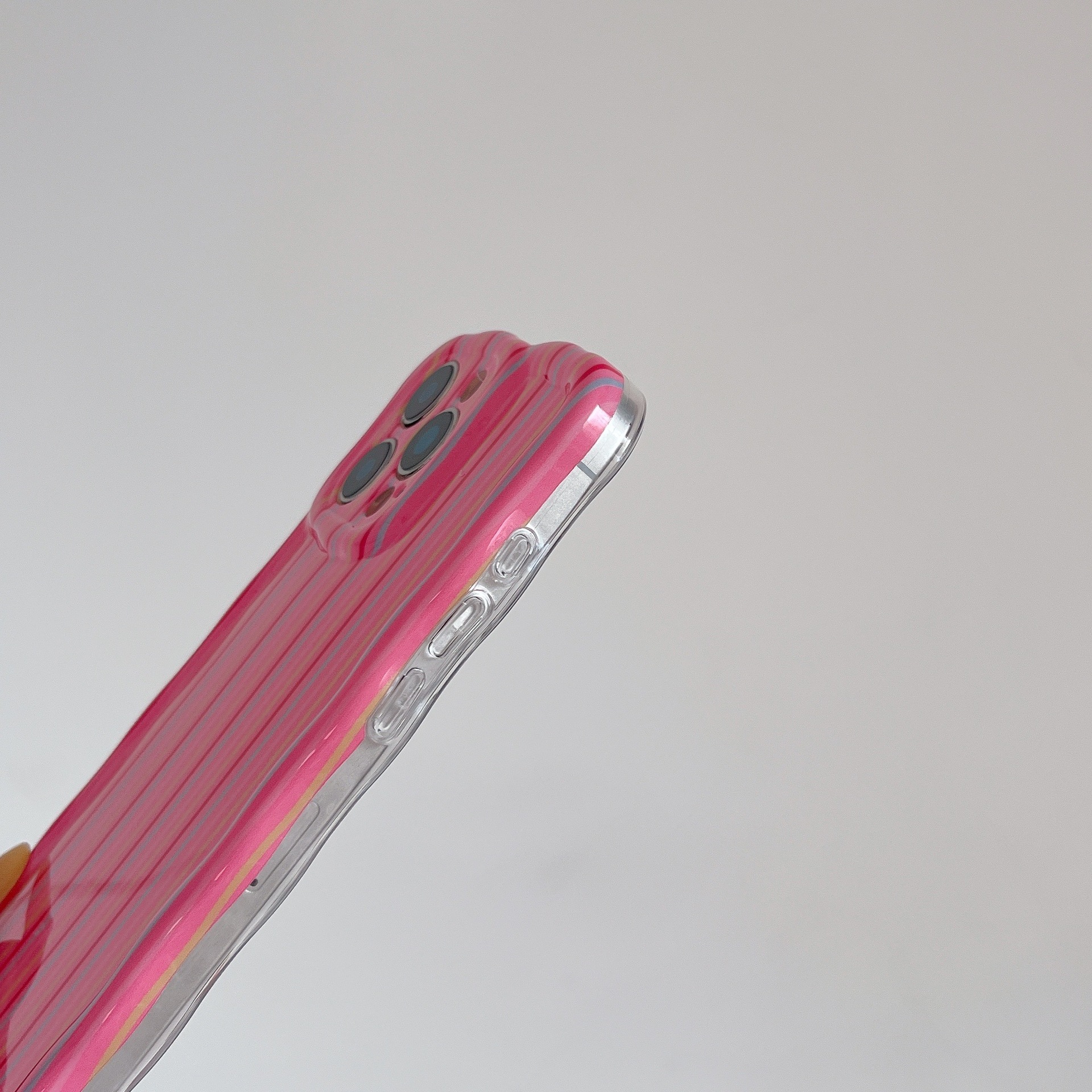 E7E5C560-3E9F-4257-9F31-DD7E13