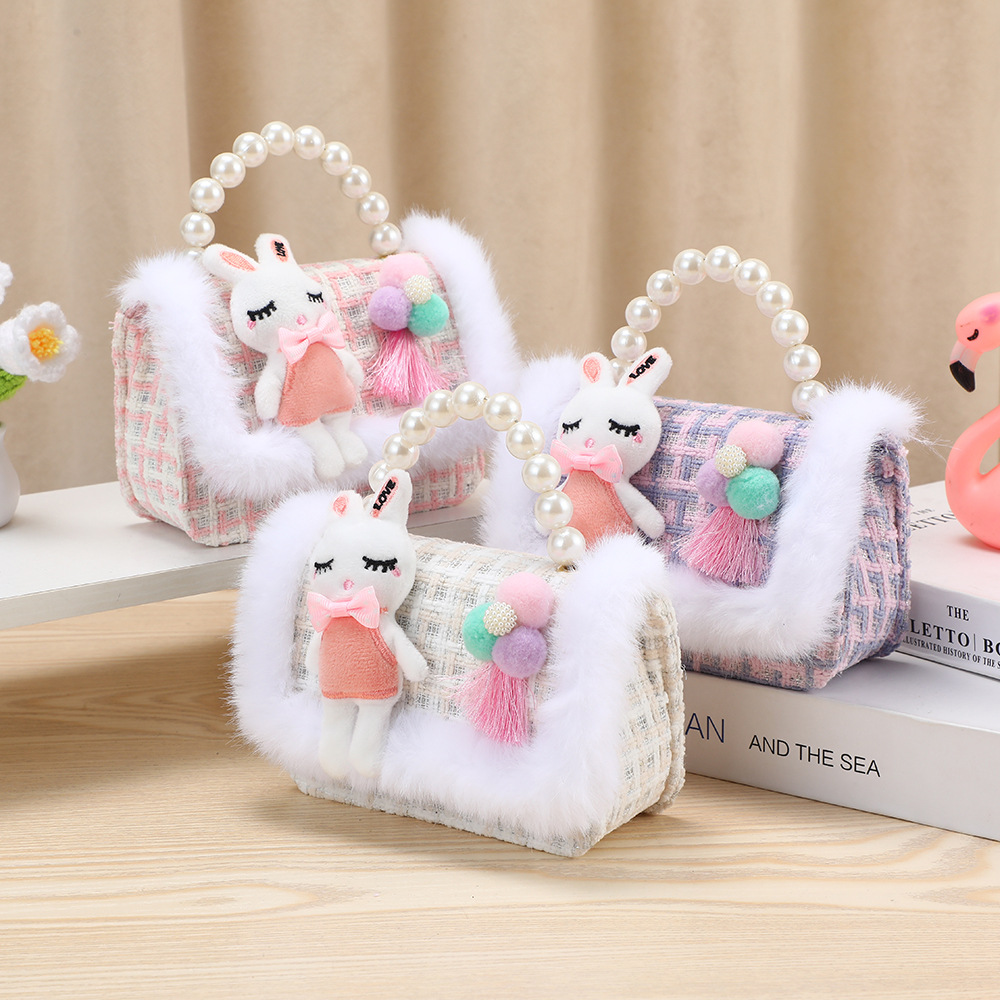 Otoño y invierno bolsos de niños bolsos de hombro de Año Nuevo chicas mochila pequeña princesa perla bolsos de cambio de mano niños lindos