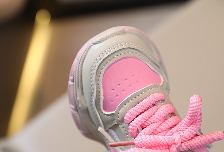 Zapatos deportivos para niños con suela ligera de invierno, edición coreana, dos zapatos de algodón para niños y niñas de 1 a 6 años_voghion.com