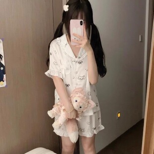 Ů�ļ������ѝ�Ҿӷ�ins�L���e˯��С؈���b�ɐۿ��⴩����Ů