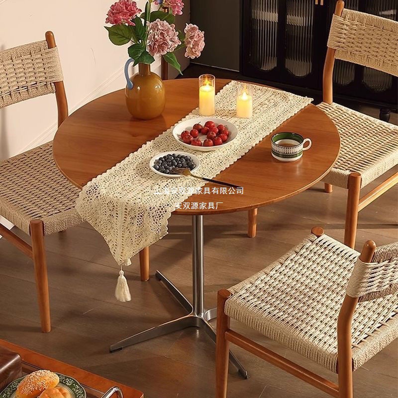 中古风圆桌小户型圆形实木餐桌椅阳台咖啡店胡桃色复古茶桌子家具