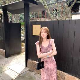 大码女装蝴蝶印花荷叶边连衣裙女2025夏季新款气质裙子长裙超好看