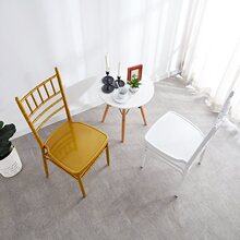 �����ӑ����ƺ��Y���ӽY���c������ΰ�ɫ��ɫ���ξƵ���