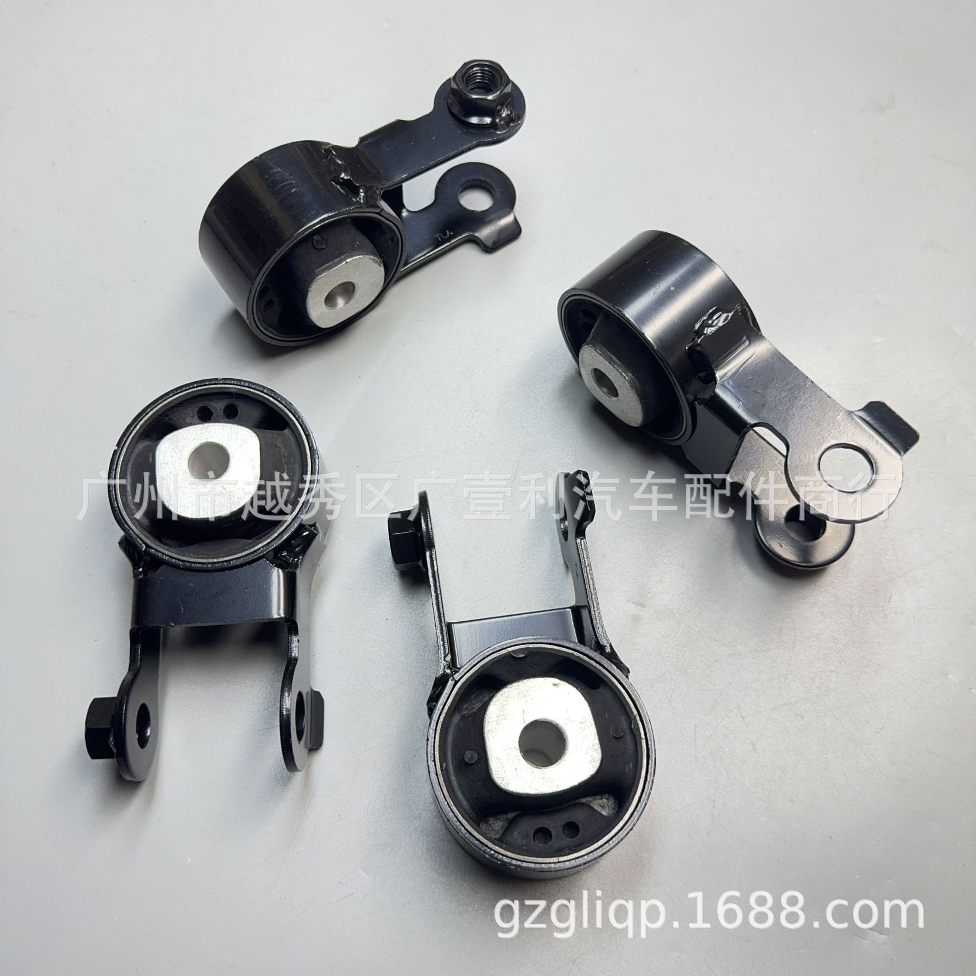 Applicable 12363-0M050 12363-21060 12363-0M020 yaris NCP90 upper right foot glue