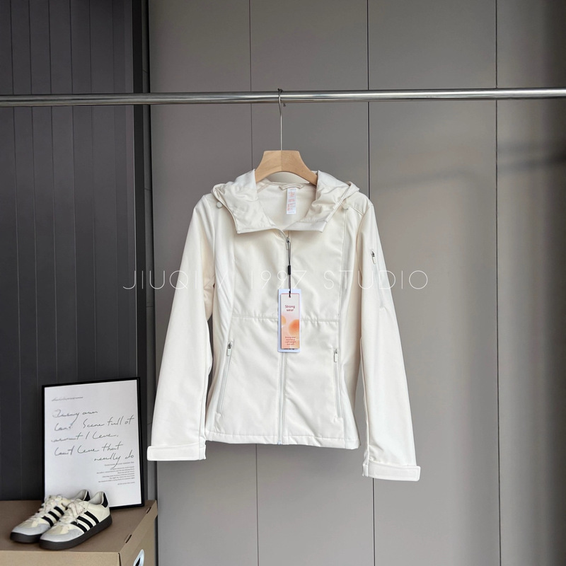 户外山系防风防水徒步软壳冲锋衣登山服外套女   9467|undefined