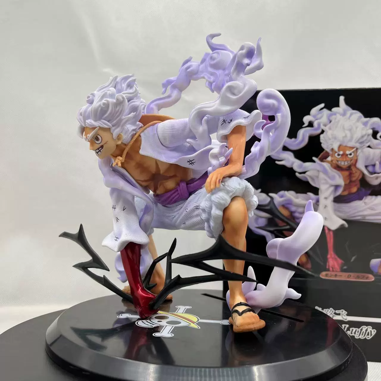 Фигура (One Piece) Ника Пробуждение смоляная статуя, поза приседания, коллекционная, 20 см