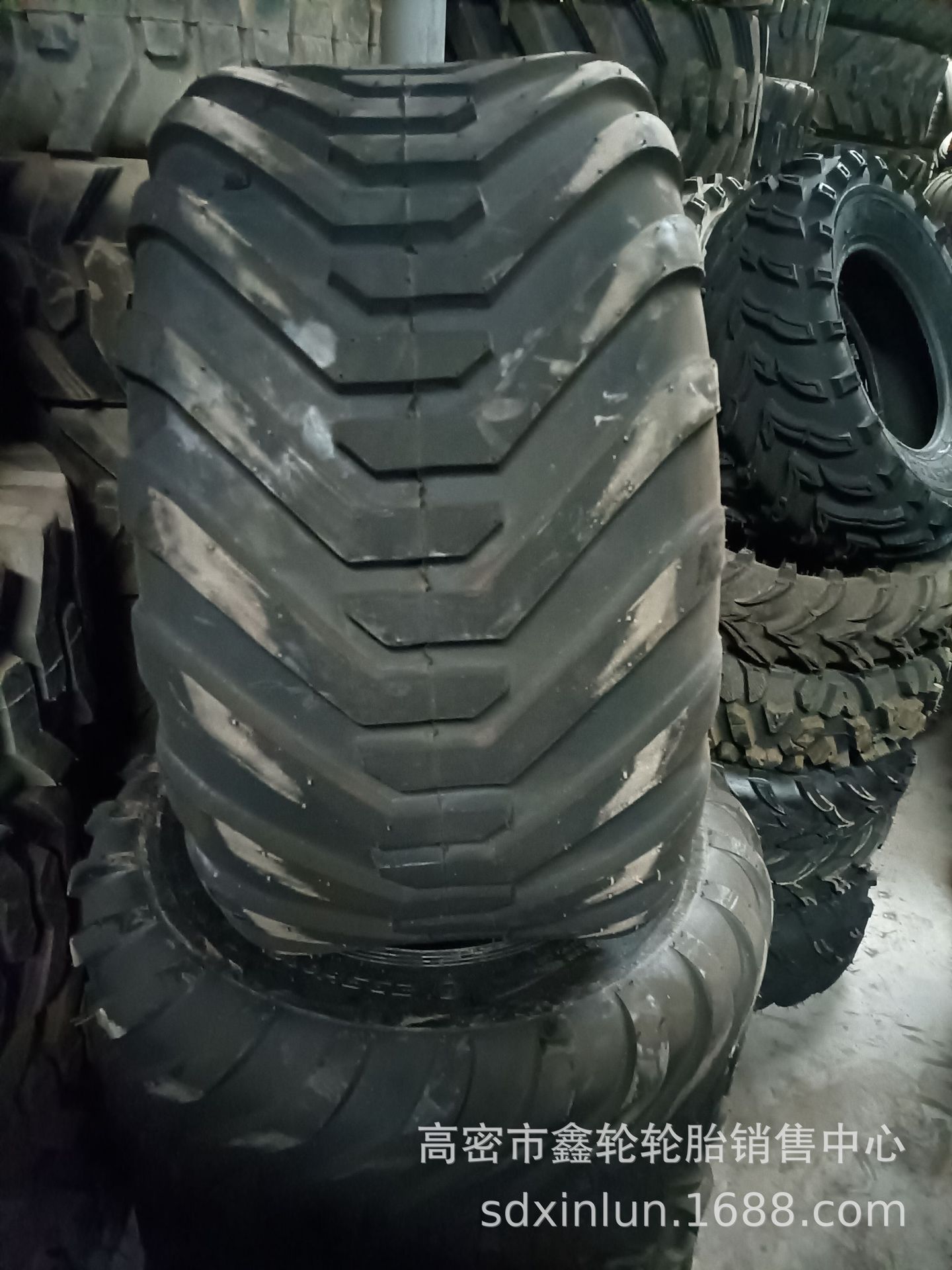 供应360/60R16宽基轮胎，360/60-16  400/60-17.5可配钢圈