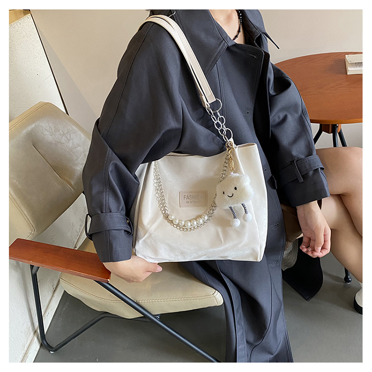 Large-capacity work commuting bag for women, new autumn 2024, versatile and fashionable beaded chain single-shoulder bag tote bag undefined