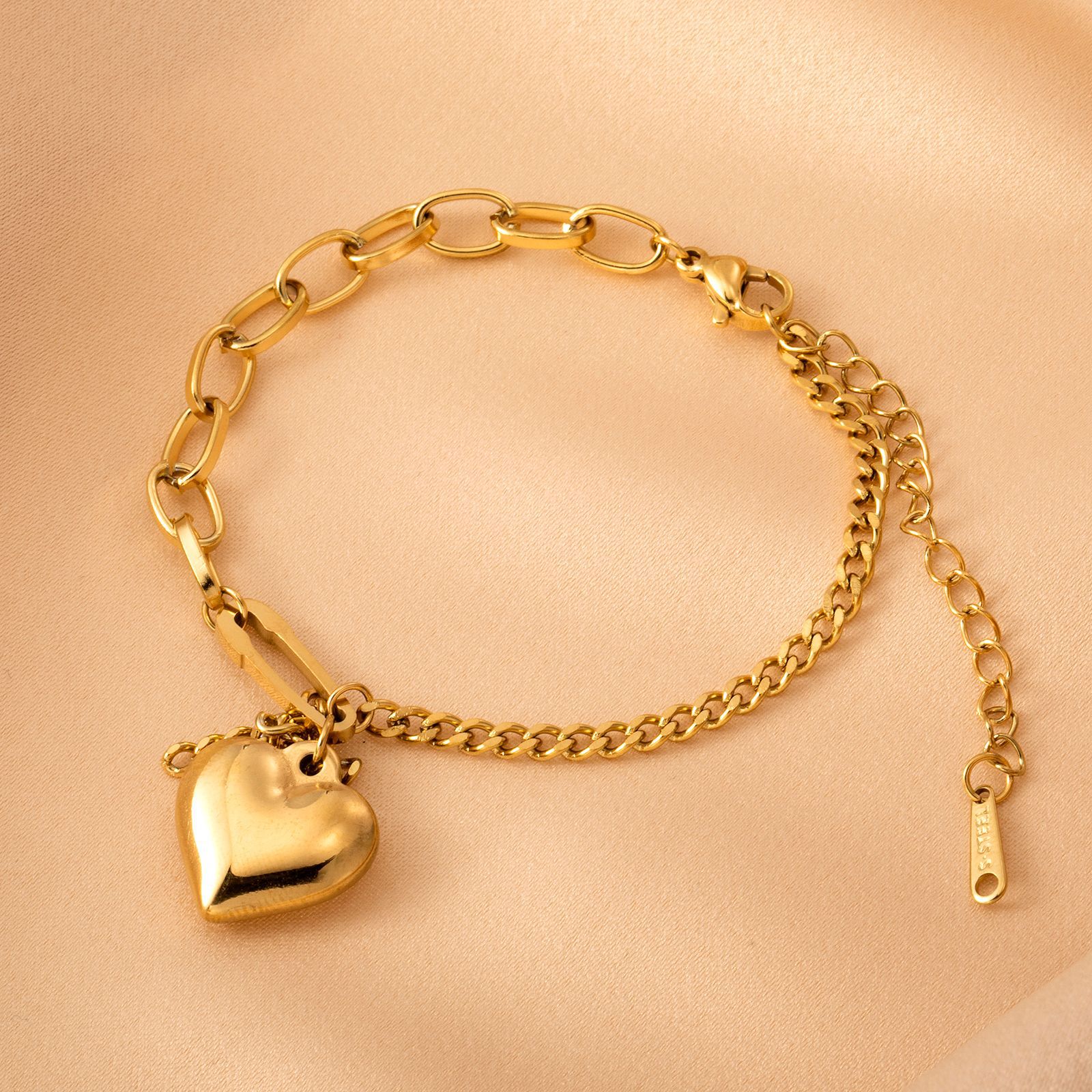 Simple Style Heart Shape Titanium Steel Plating Bracelets 1 Piece