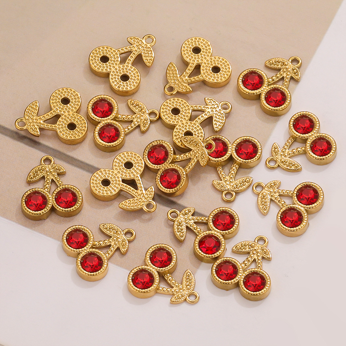1 Piece Quantity 304 Stainless Steel Material 1 Piece 13.5*12mm 304 Stainless Steel PVD Coated Real Gold Plated Cherry Pendant DIY Jewelry Accessories