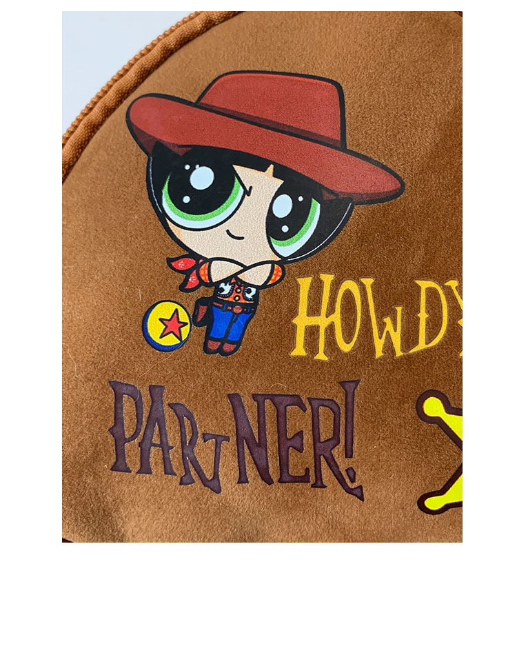 Cute Ins-style 2025 summer new denim hat crossbody bag with cartoon design, fun and personalized single-shoulder phone case Application Scenario