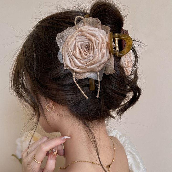 1#Beige dried rose claw clip