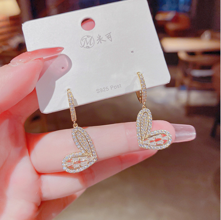 Korean Style Zircon Fashion Geometric Tassel Pendant Earring Copper Ear Jewelry display picture 38