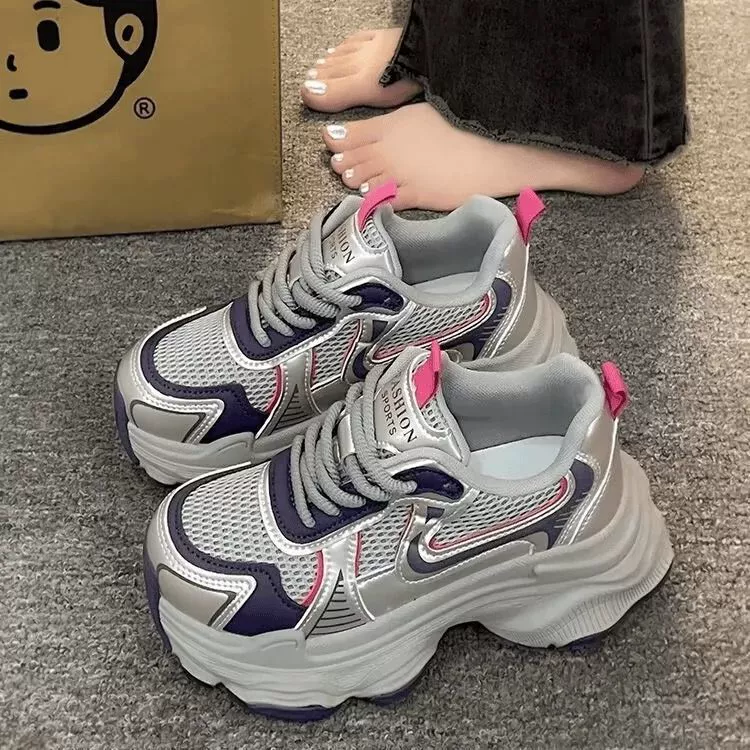 Женские кроссовки в стиле "парижские папины туфли", модные повседневные кроссовки на толстой подошве, увеличивающие рост, для весны и осени 2025 года.