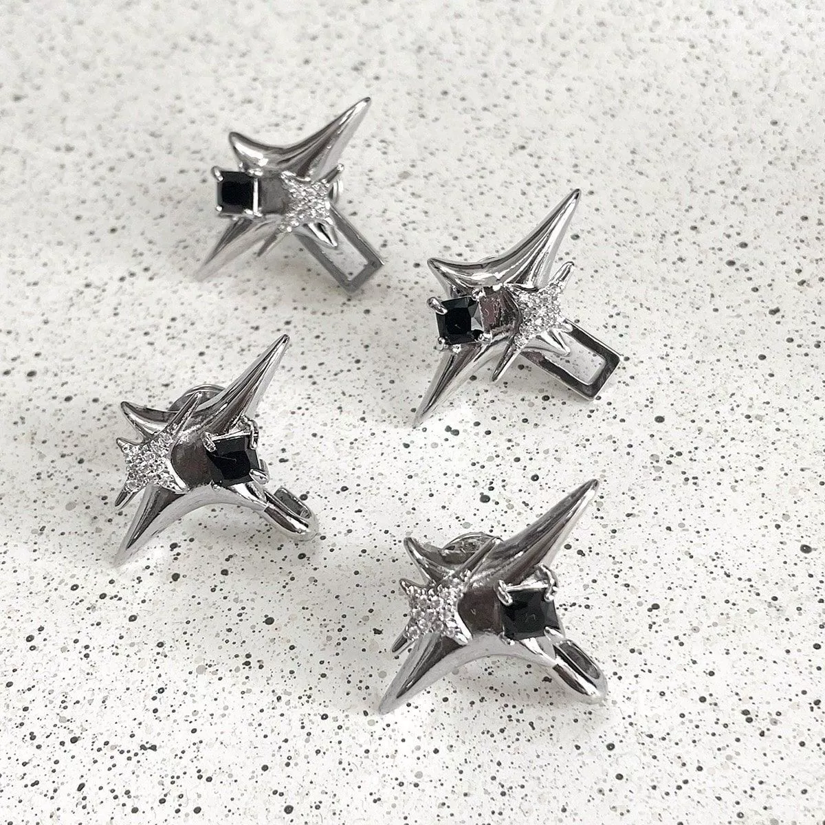 Легкий экстравагантный темперамент четырехзвездный циркон поясной пряжки женский 2024 новый взрывной костюм талии артефакт невидимые джинсы пуговицы