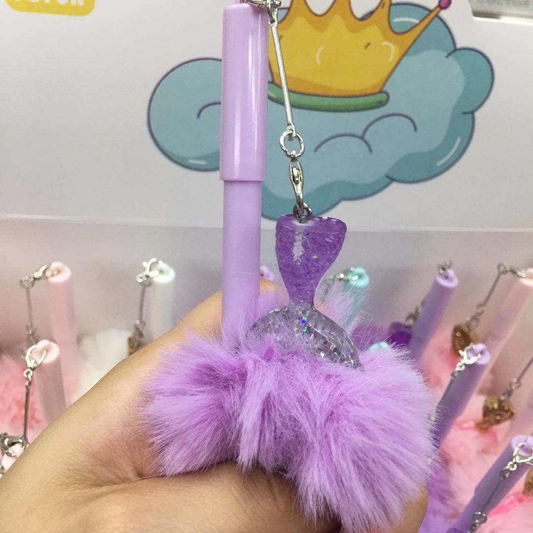 韩国文具ZF2072创意美人鱼毛球吊坠中性笔可爱炫彩鱼尾球球挂件笔