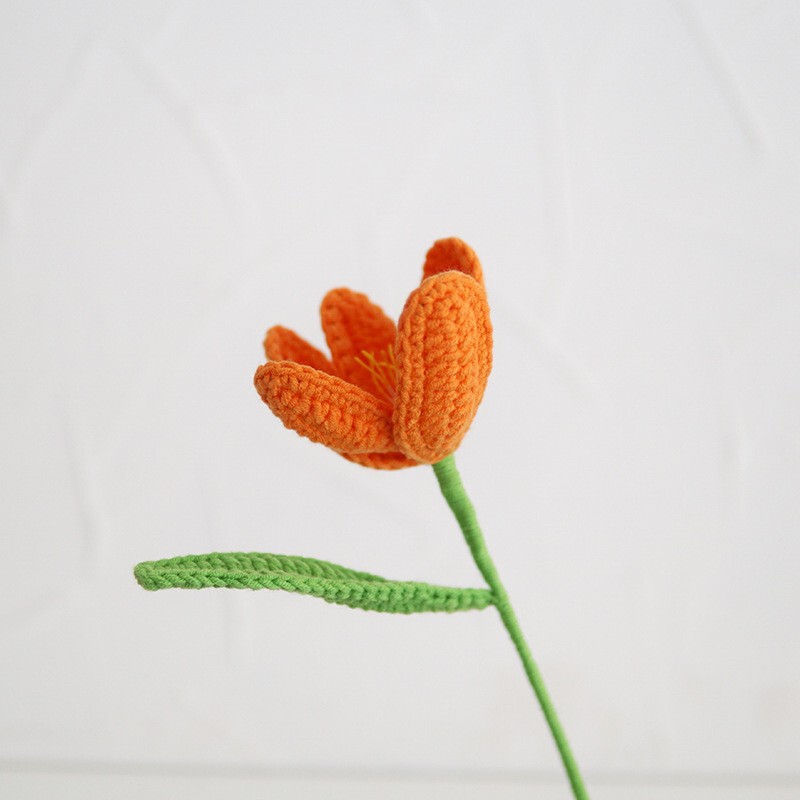 クロスボーダーの手編みの完成品の小さい花束は花の毛糸のメリヤスの花束を模倣します。|undefined
