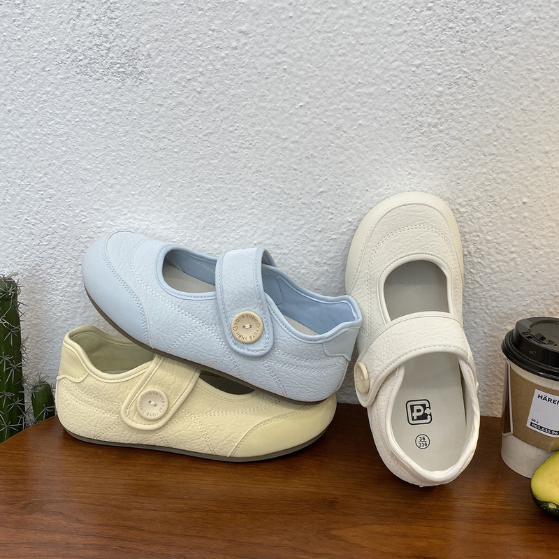 White Shoes for Women, Summer 2026 New Style Birkenstock Shoes with Button Decoration, Female Student Sneakers, Mary Jane Shoes N22186
