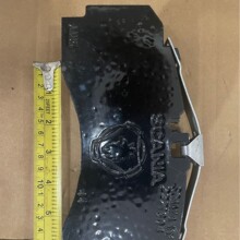 奔驰盘式刹车片汽车配件全系前碟刹车蹄重卡货车制动刹车片