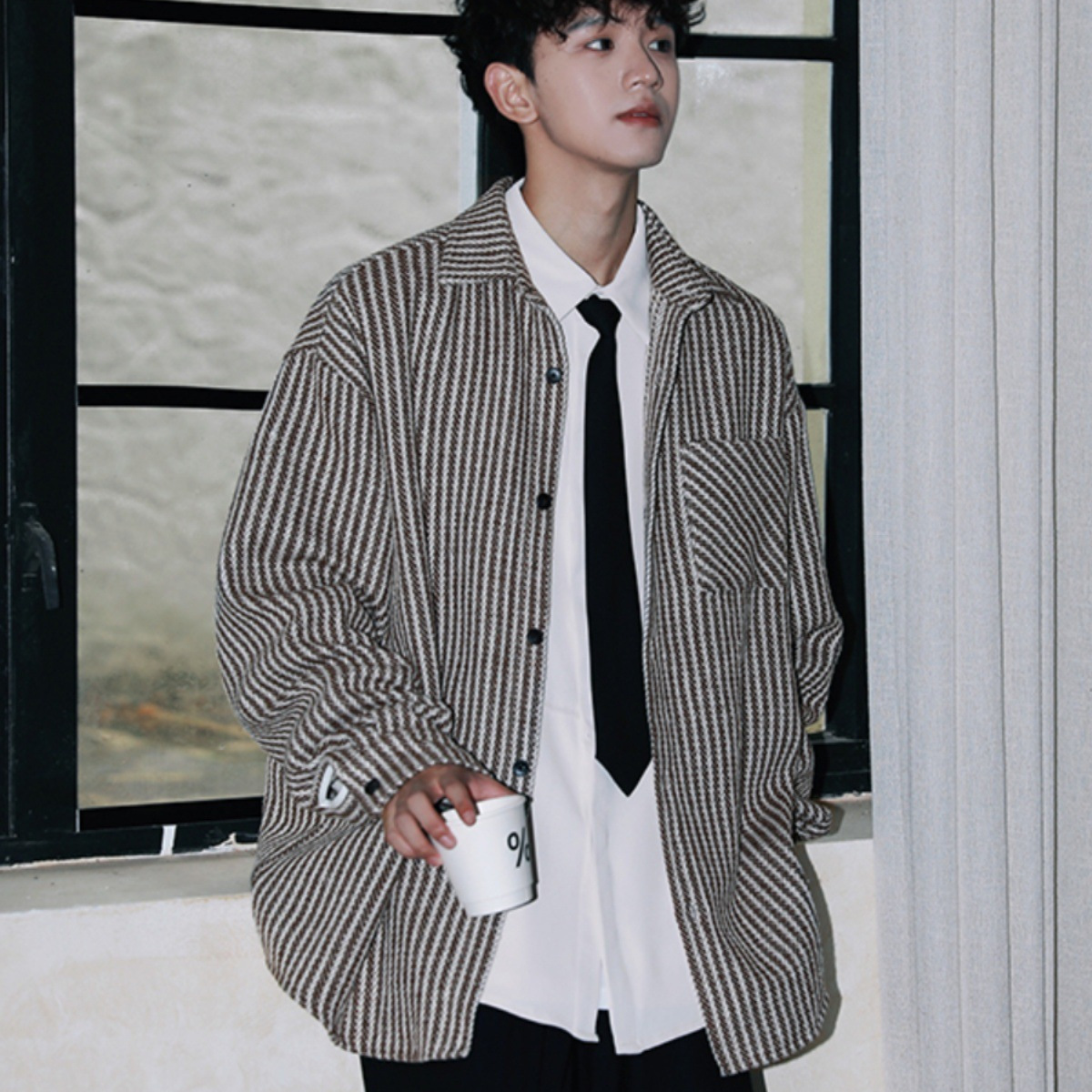 2025 nueva camisa estilo primavera y otoño estilo occidental chico hermosa camisa estilo coreano chaqueta de manga larga chaqueta de hombre