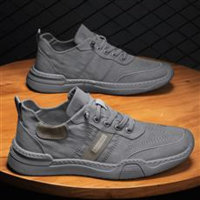 2025 New Summer Men's Shoes Ice Silk Canvas Sneakers Thin Casual Labor Protection Work Lazy One-Legged Trendy Shoes