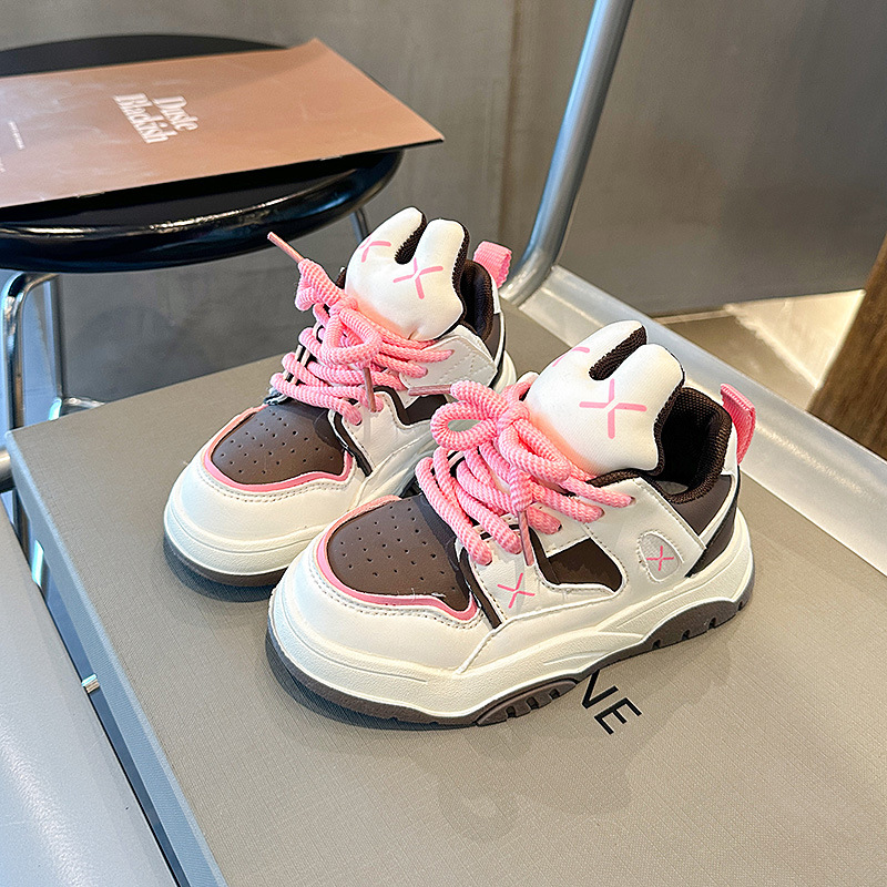 Cricketskor för barn Korean Edition Bröd Violence Bear Tide Brand Pojkar och flickor Fritidssportskor 2023 Nyhet_voghion.com