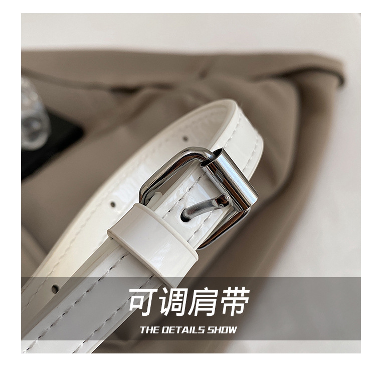 A new trendy and stylish handbag for women in 2025, featuring a red single-shoulder crossbody small square bag undefined