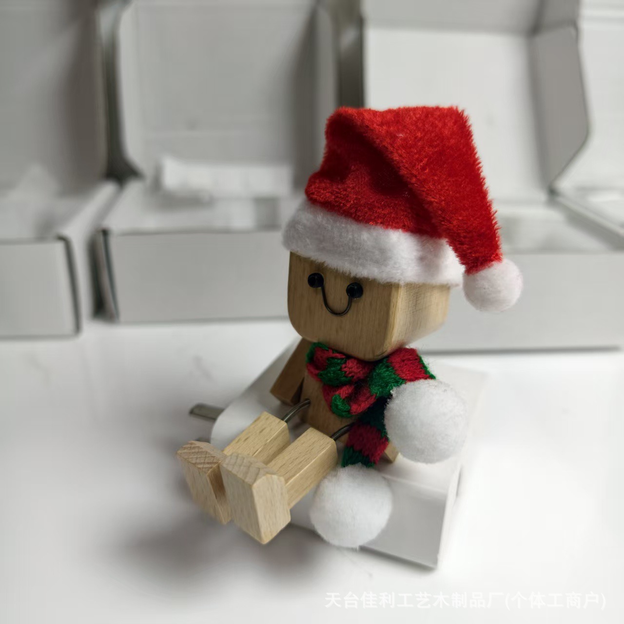 Salida de aire de coche clip de aromaterapia colgante de madera clip de perfume de nogal negro decoración de coche expansión de madera de incienso dibujos animados