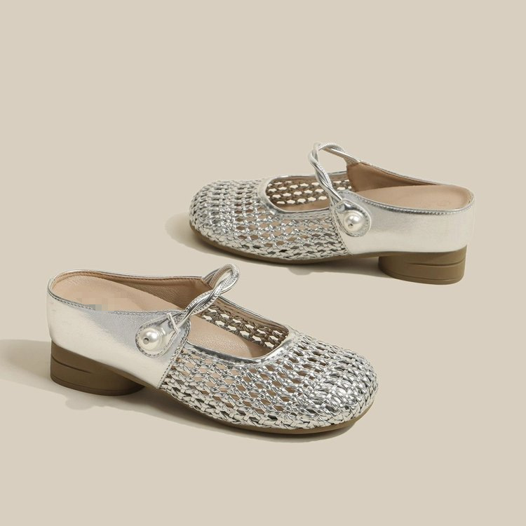 Aumentar la altura de las zapatillas de la cabeza de las mujeres 2026 nuevo hombre pequeño hueco tejido zapatillas frías zapatillas de las mujeres