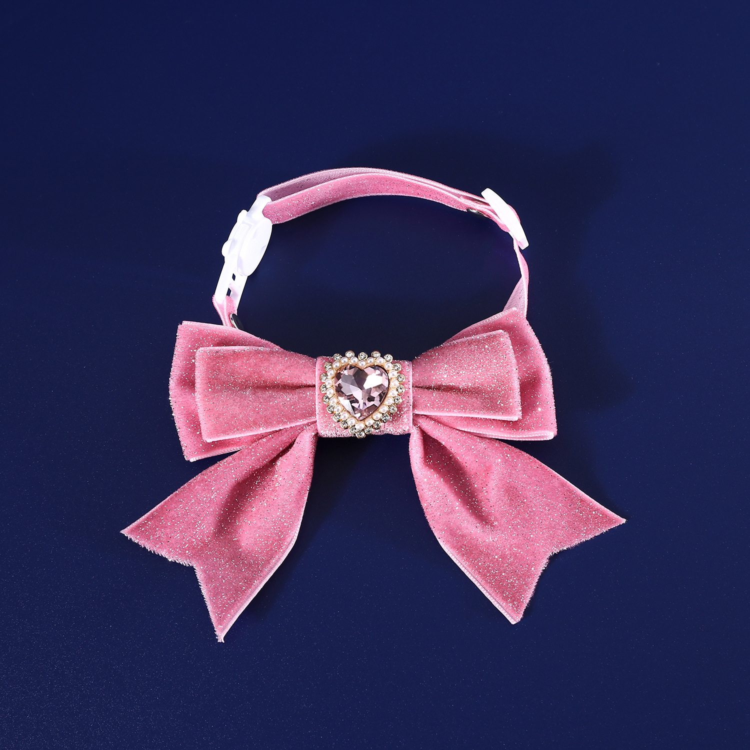 Pet amor seda collar de arco de perlas gemas ajustable corbata de plata accesorios de cumpleaños de perros gatos