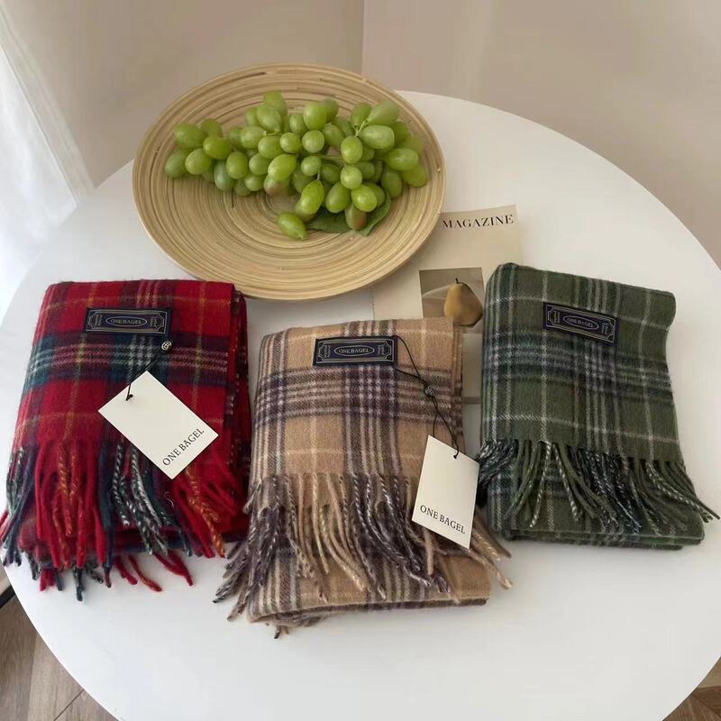 Popular Classic New 100% Australian Wool Plaid Red Scarf Unisex Couple Style Autumn and Winter Warm