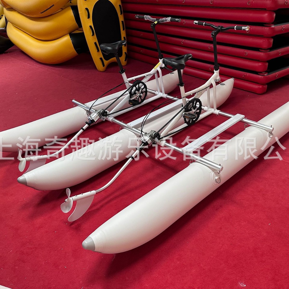 Venta directa de fábrica de bicicletas de agua para adultos Boya inflable de aleación de aluminio Bicicleta portátil de pedal de entretenimiento al aire libre