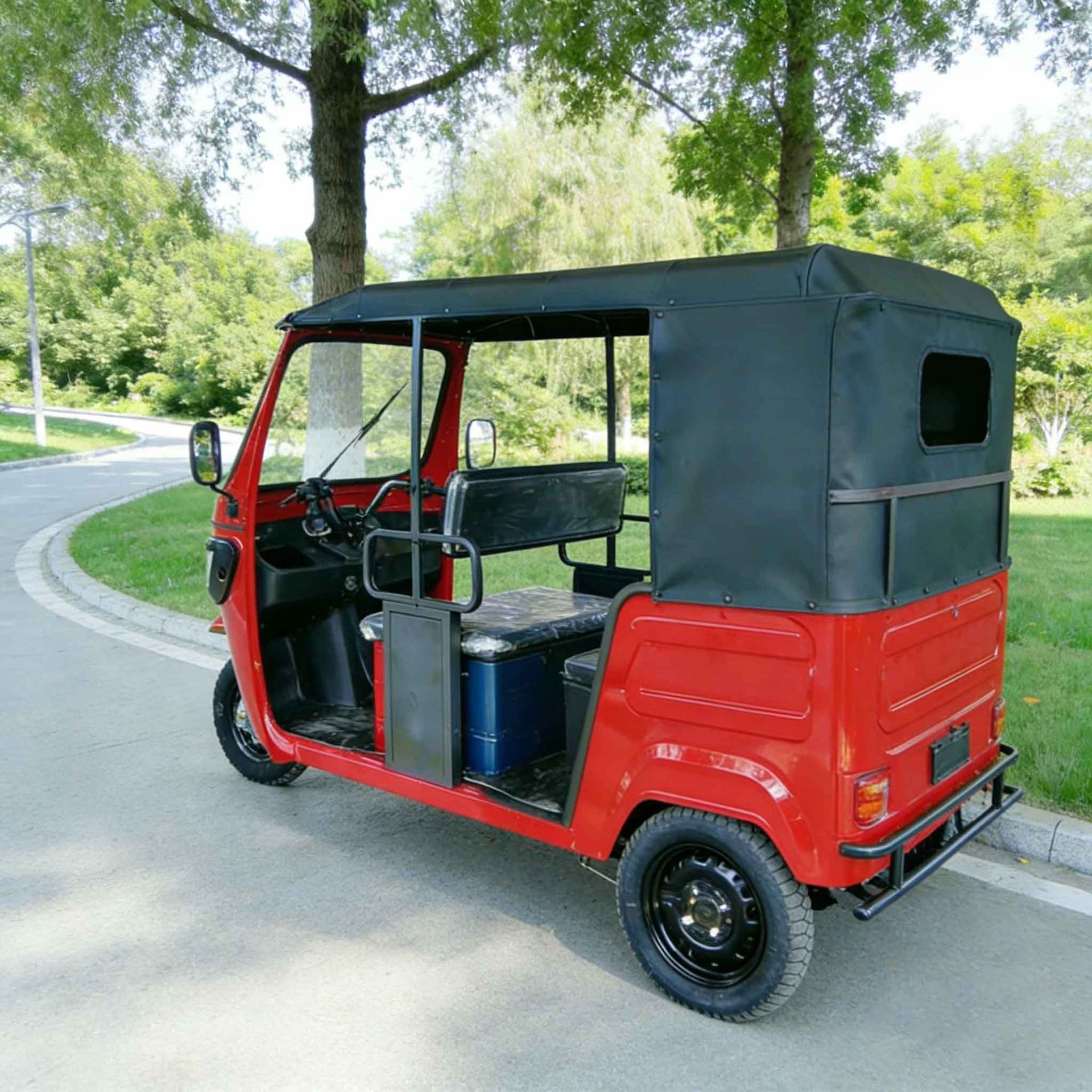 Best-selling fuel-powered three-wheeled passenger vehicle, cross-border export fuel-powered vehicle, Southeast Asian tuktuk taxi